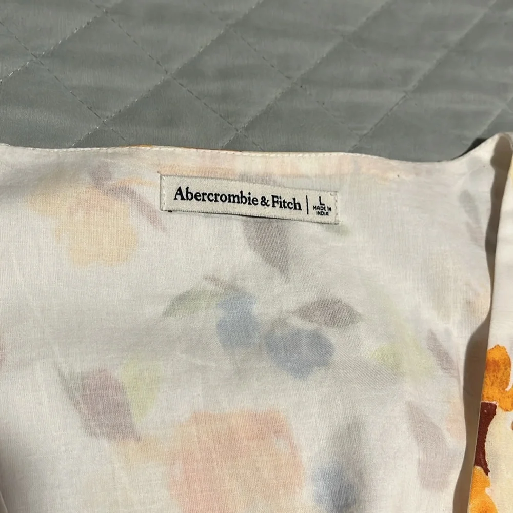 Abercrombie & Fitch White Maxi Dress with Yellow Floral Print - Picture 2 of 3